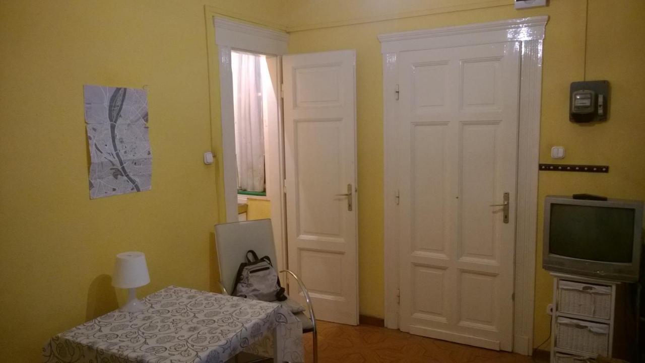 White Ship Apartman ブダペスト エクステリア 写真